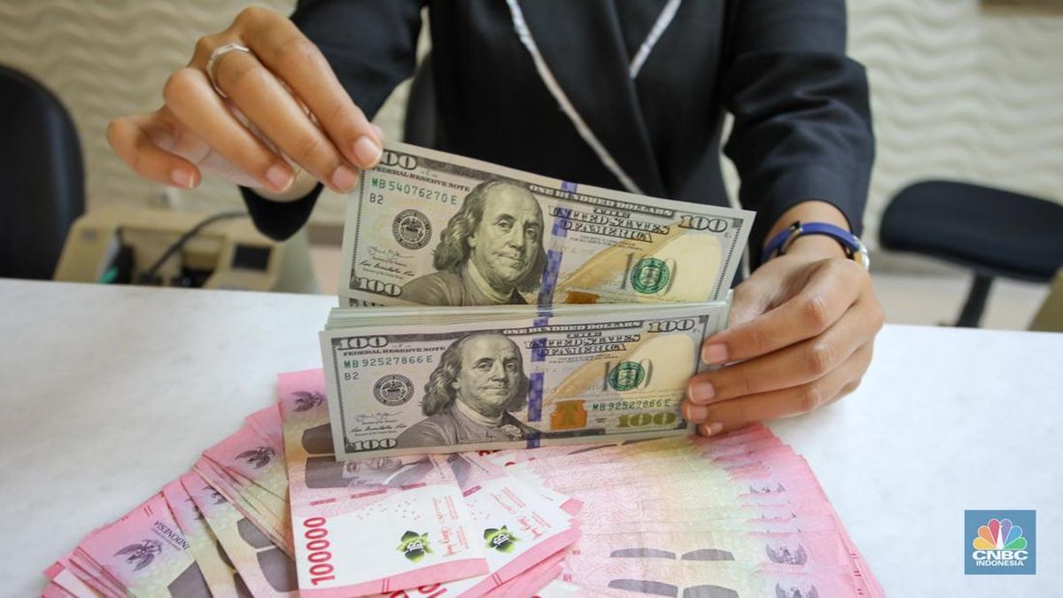 Rupiah Terjatuh ke Rp16.627, Terburuk dalam 5 Tahun Terakhir