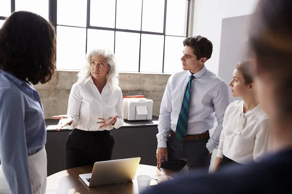 Survei KuCoin: Wanita Lebih Unggul dalam Investasi Crypto Dibandingkan Pria