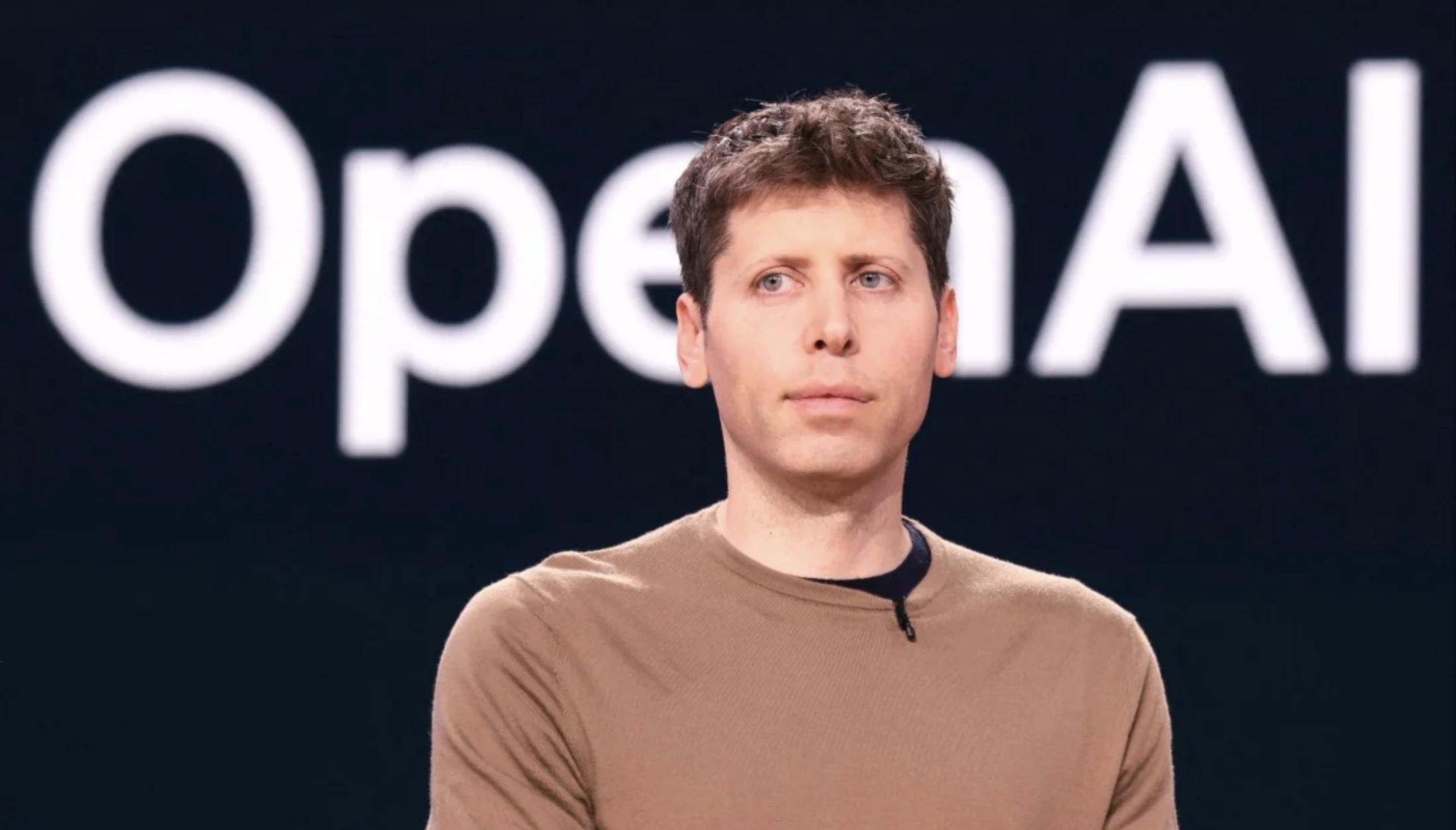 CEO OpenAI Sarankan Gen Z Kuasai AI untuk Sukses di Dunia Kerja