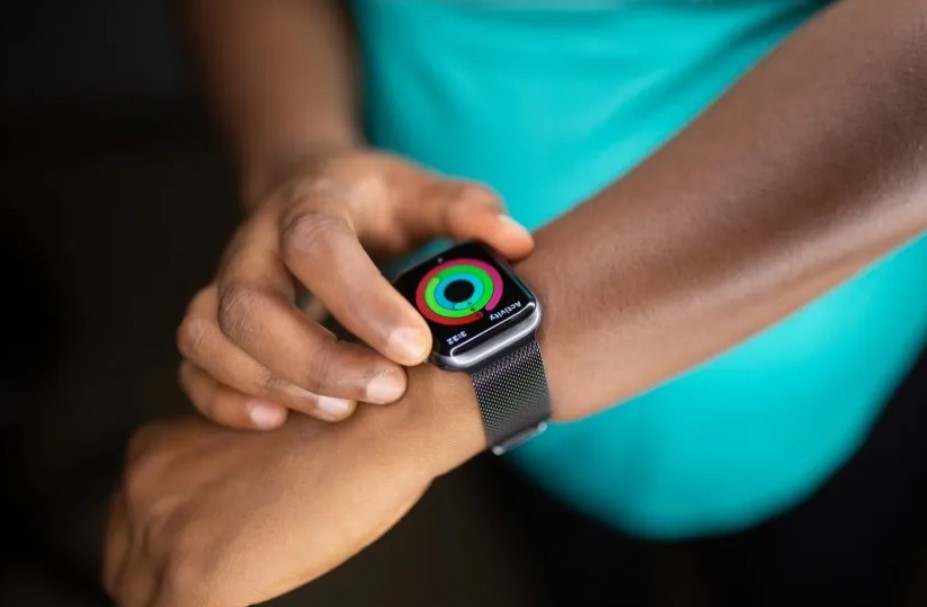 Apple Siapkan Dokter AI untuk Deteksi Penyakit lewat Aplikasi