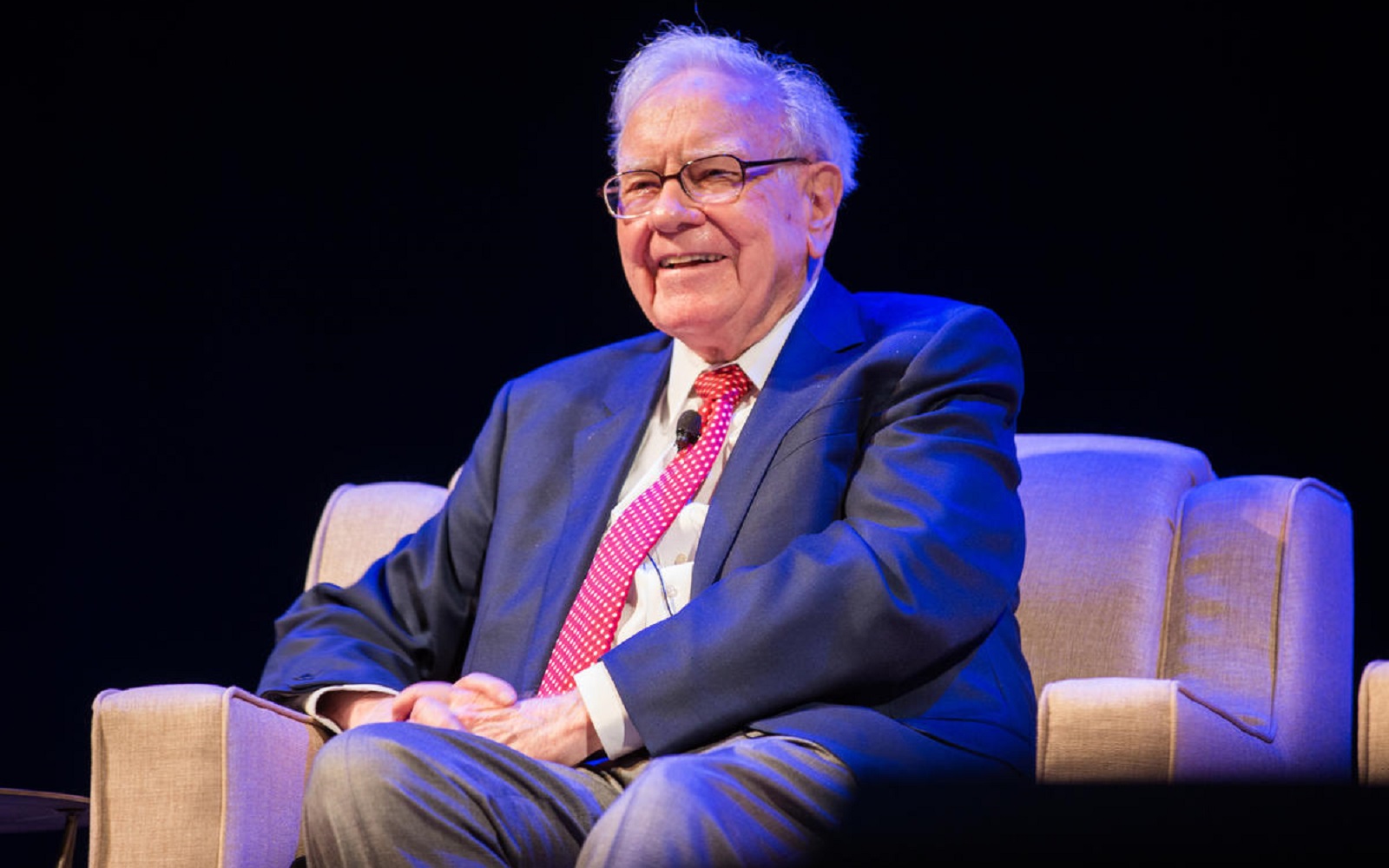 Warren Buffet Catat Kenaikan Kekayaan US$23 Miliar, Kok Bisa?