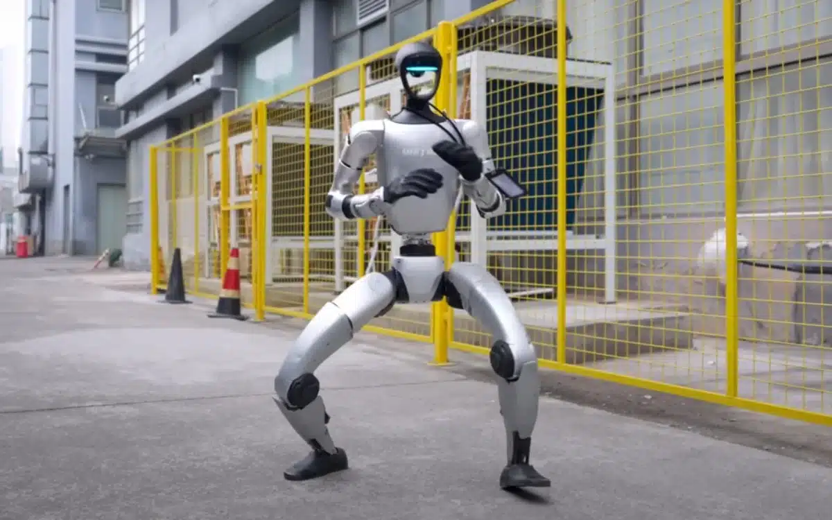 Robot AI G1 dari China Bisa Lakukan Back-Flip dan Beladiri