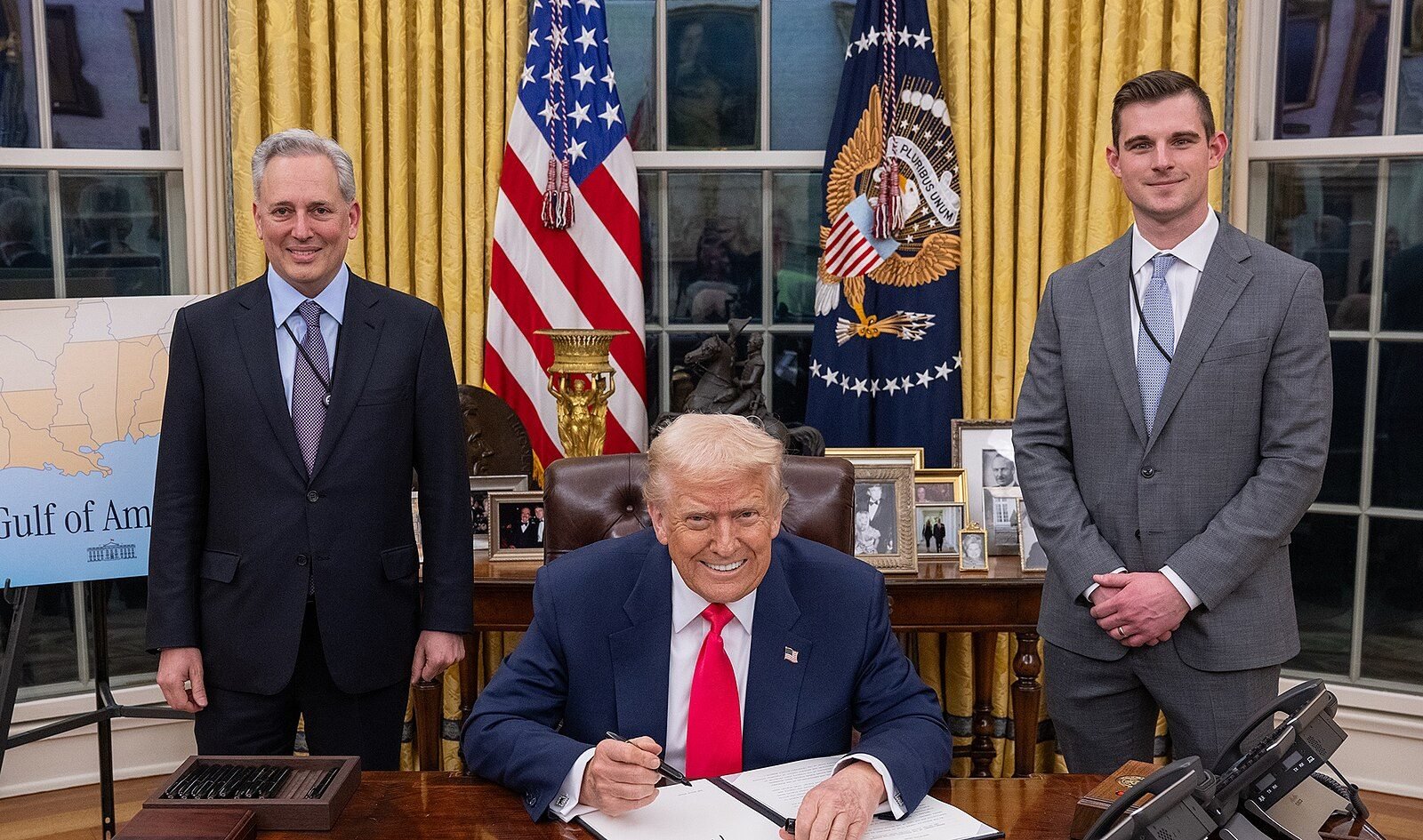 Trump dan Sacks Bentuk Satgas Nasional untuk Percepat Edukasi AI